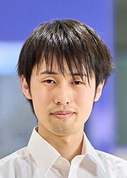 西久保 綾佑